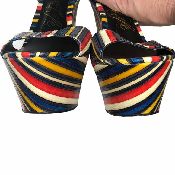 Lust for Life Rainbow Striped Platform Wedge - Picture 5 of 7